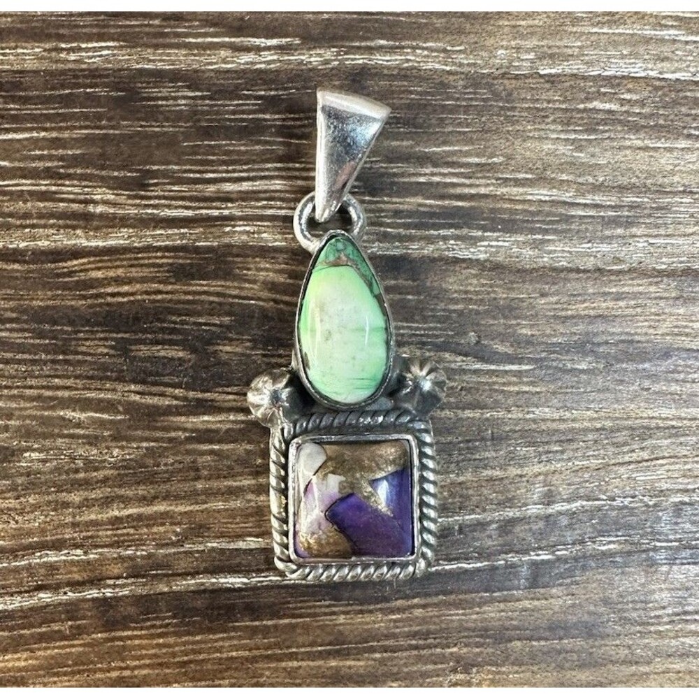 Southwest Sterling Silver Irish And Purple Dahlia Rope Edge Double Stone Pendant